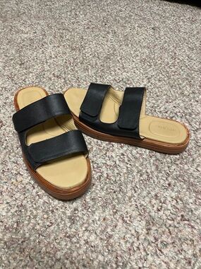 Poppy barley Black leather lDouble-Strap Slide Sandals - new